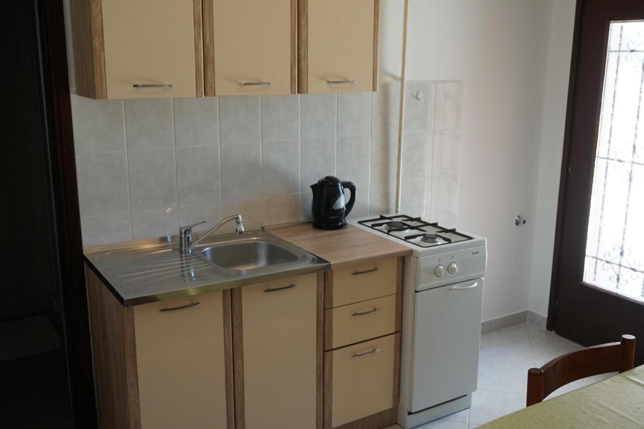 Apartments With A Parking Space Pula - 6985 Extérieur photo